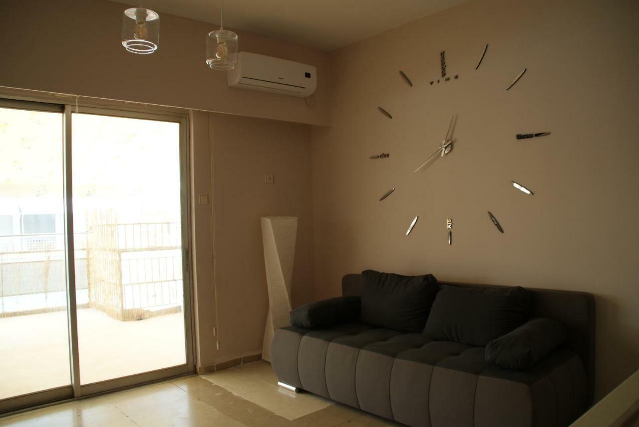 The Victoria Square Apartments Athena Bagian luar foto